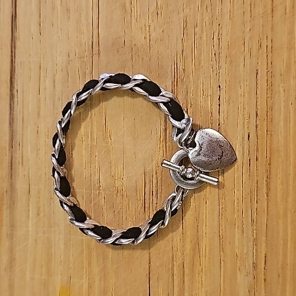 Hand Crafted Silver Tone and Black Ribbon Heart Charm Toggle Heart Bracelet. - Picture 7 of 8
